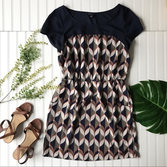 Banana Republic Dresses & Skirts - Banana republic dress printed lightweight blue